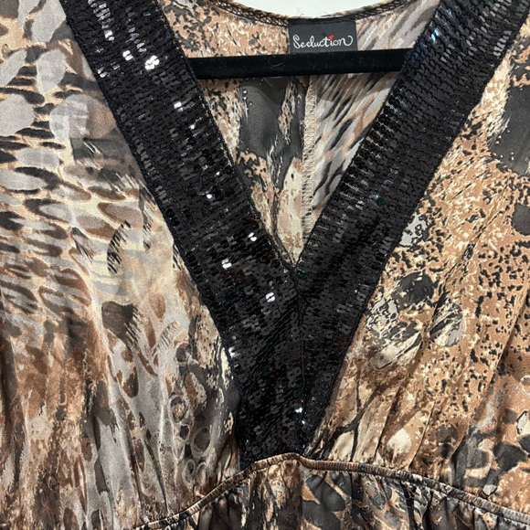 Y2K Animal Print Blouse with Sequin Trim - Picture 3 of 7